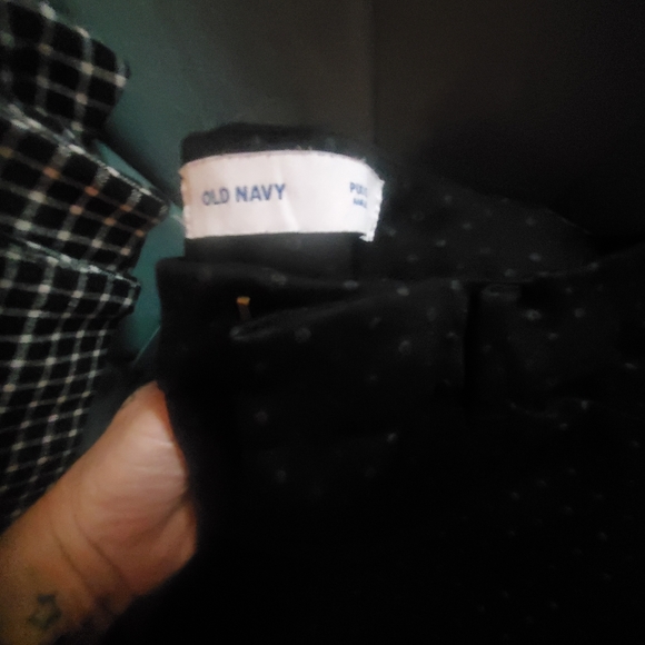 OLD NAVY PIXIE PANTS - Picture 2 of 3